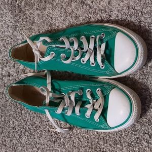 Kelly Green Converse with green stripe, W8.5, M6.5